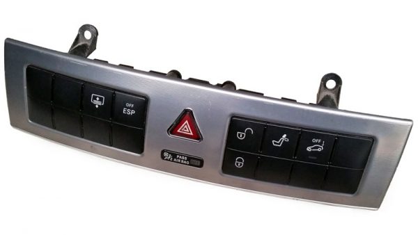 Modulo de Control Central Mercedes Benz CLK-Class No OEM 2038700710-0