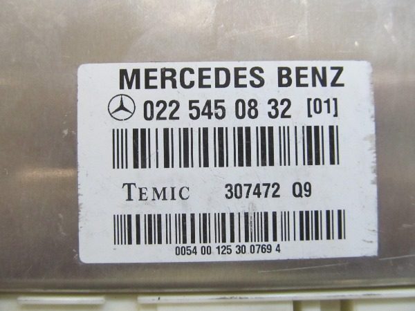 Computadora de motor (DME) Mercedes Benz 0225450832 OEM-4376