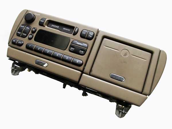 Radio Caset Jaguar S-Type No OEM XR8F-18K876-0