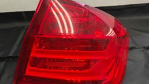 N.33 CALAVERA BMW F30 SERIE 3, OEM 63217313040